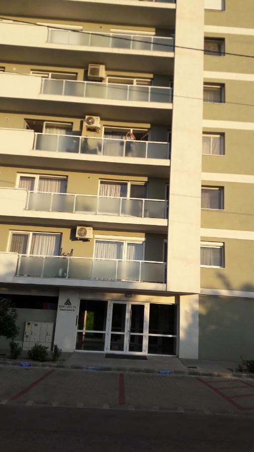 Apartament Stefan Apartment Oradea Bagian luar foto