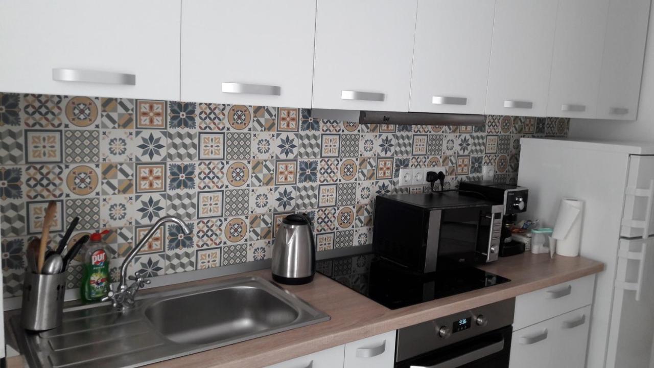 Apartament Stefan Apartment Oradea Bagian luar foto